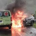 Ambulância se deslocava para Concórdia com paciente (Foto: Divulgação)
