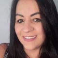 Izabel Eni Bukoski, de 44 anos, foi encontrada morta em um terreno em Chapecó — Foto: Redes sociais/Reprodução
