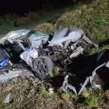 Vítimas fatais ocupavam o automóvel (Foto: Corpo de Bombeiros)