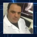 Médico Carlos Alberto Azevedo Filho é preso por matar a tiros outros dois médicos — Foto: Reprodução